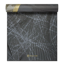 Load image into Gallery viewer, Reversible Metallic Spiral Journey Yoga Mat (6mm)