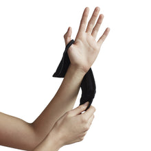 Load image into Gallery viewer, Thumblock Wrist Weight Set

